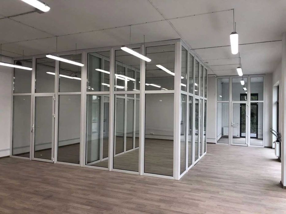 Офисные перегородки Пластиковые  перегородки окна двери