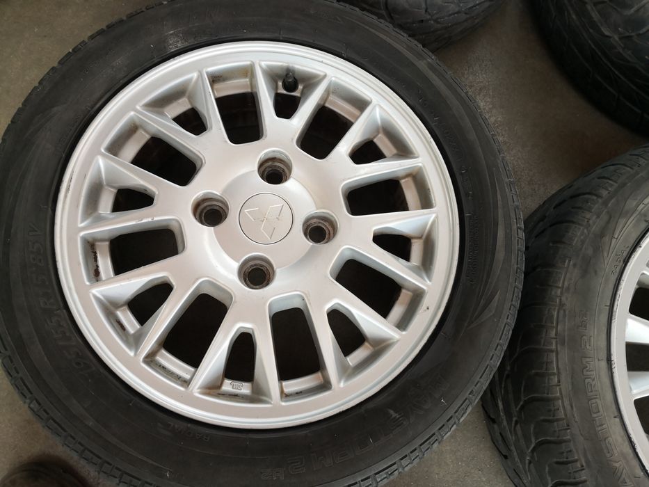 4х114.3 митцубиши колт mitcubishi colt 4x114.3 15 цола джанти