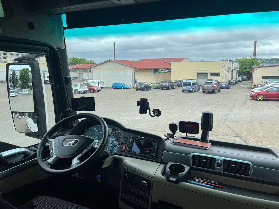 MAN TGX 18.460 XXL –  PRET : 18 000 € + TVA,  stare excelentă