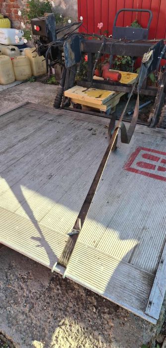 Vand Lift iveco in stare buna