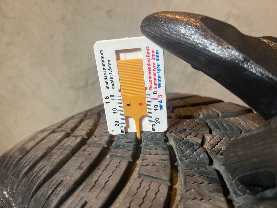 2 бр. Falken Eurowinter HS01 205/55/16