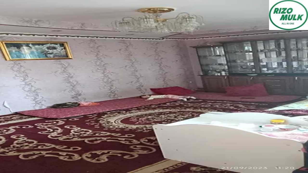 Учтепа тумани Бирлик мавзесида ховли сотилади. NR494/123