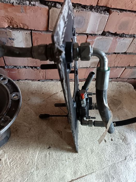 Armaturarezni gidravlik sistemasi sotiladi