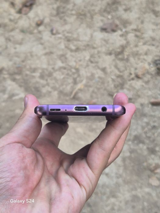 Samsung Galaxy S9 60$