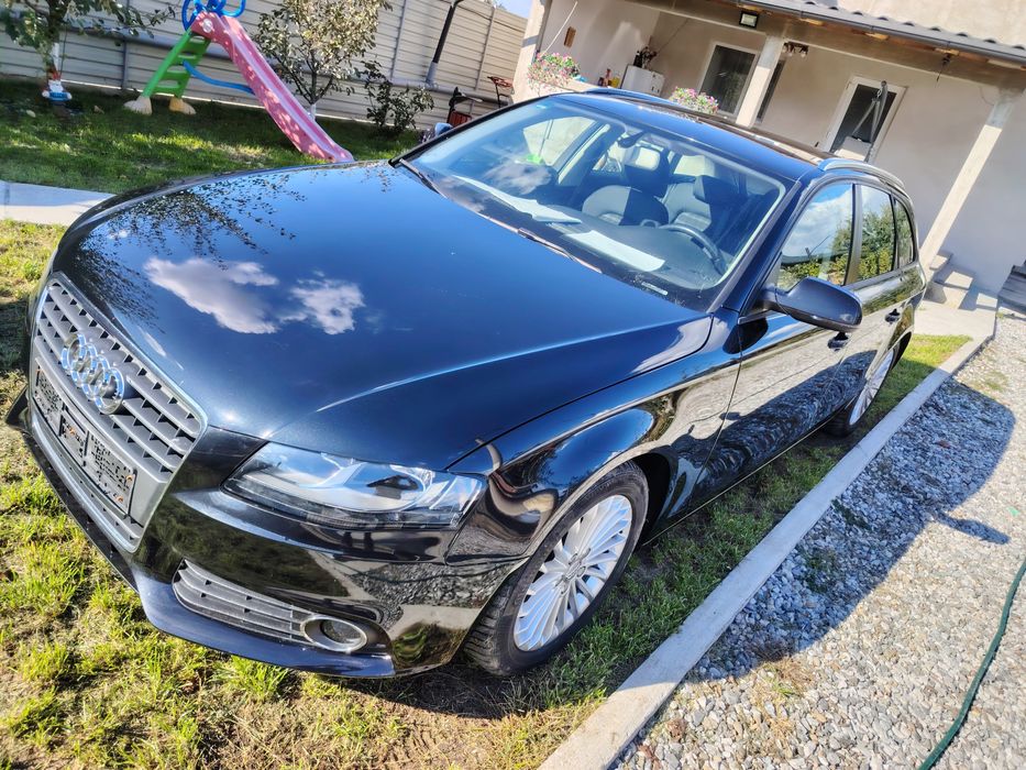 Vând audi A4 b8 an 2012