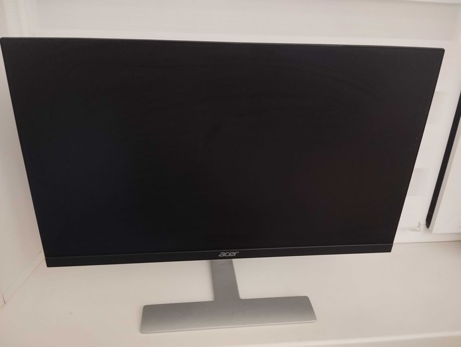 Монитор Acer RT240Y, 24" IPS, Full HD