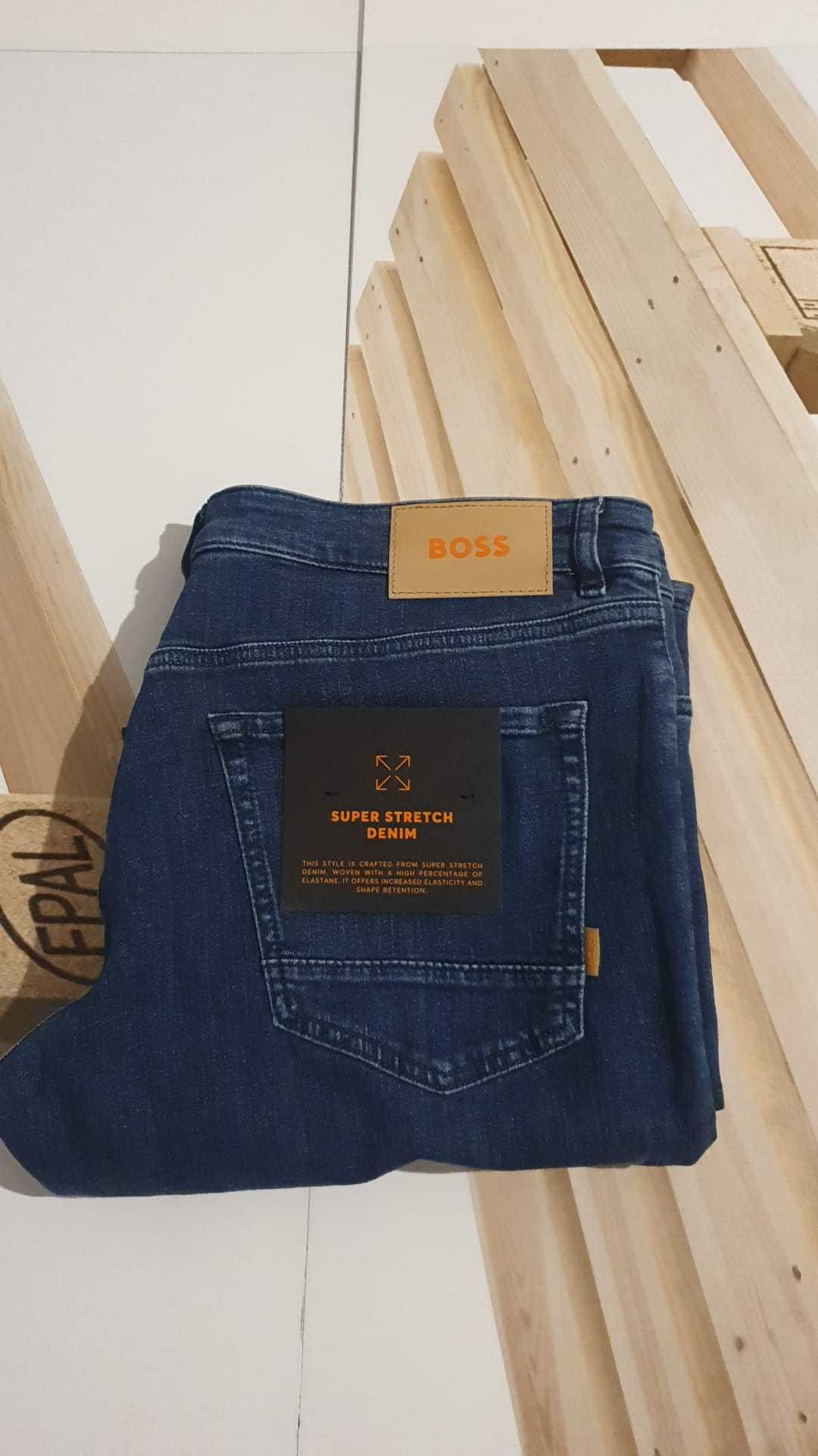 Vand blugi barbati Hugo Boss masura W40 /L32,L34, originali noi