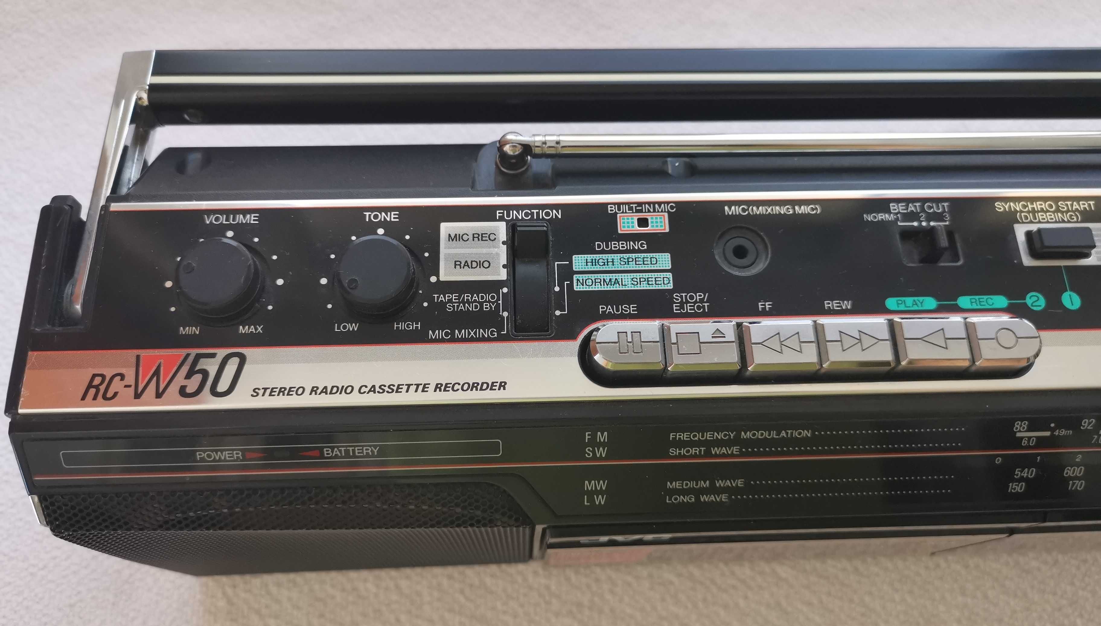 Radio Casetofon JVC RC W50 Boombox din 1986-Impecabil !!!
