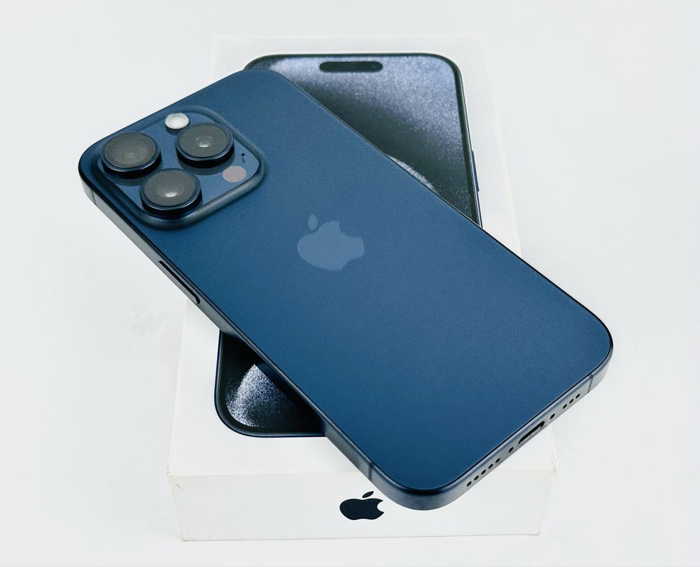 Apple iPhone 15 Pro 128GB Blue Titanium Отличен! Гаранция!