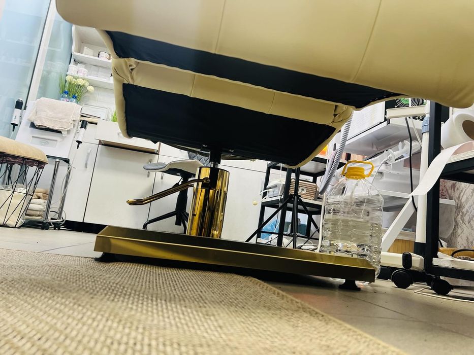 Козметична Кушетка