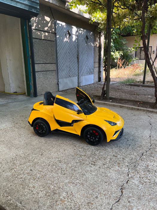 Детска кола с акумулатор