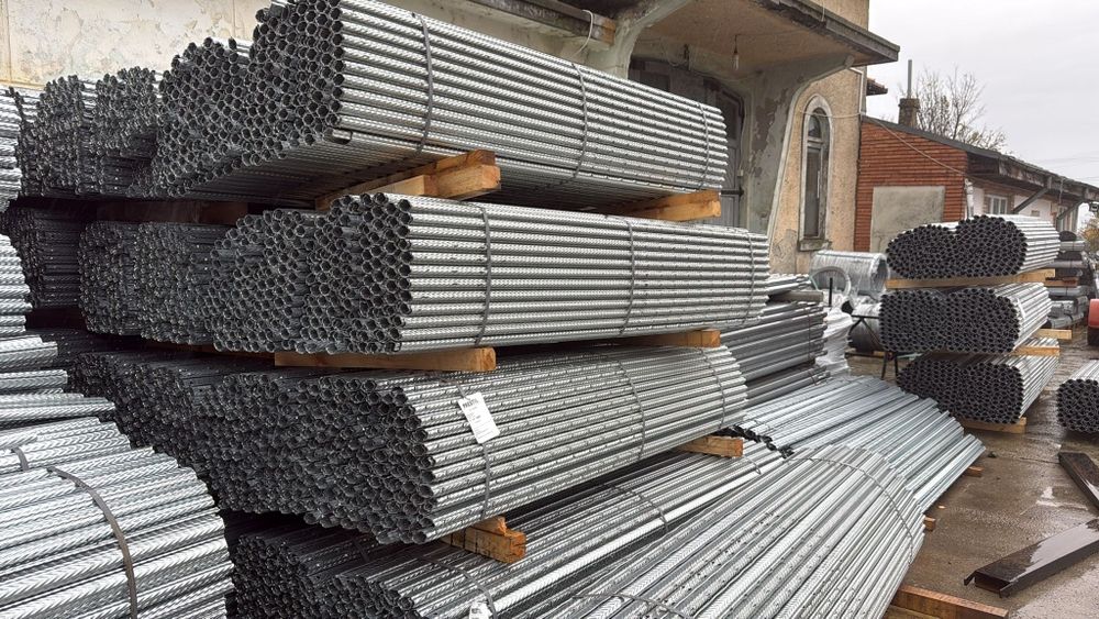 Spalieri metalic zincati noi nefolosite Lungime 2,40