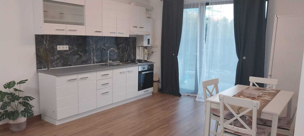 Închiriez apartament nou-nouț cu 2 camere,  zona Kaufland/ Mall