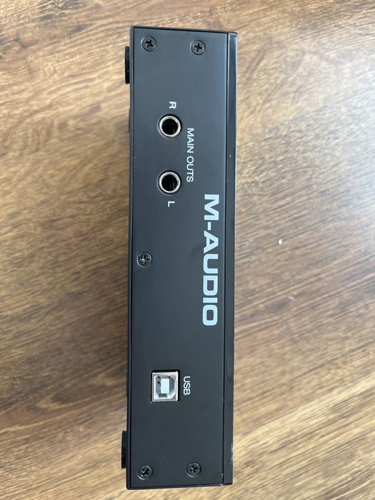 звукова карта M-Audio M-Track Duo