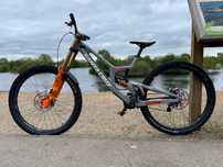 Santa Cruz V10 2020
