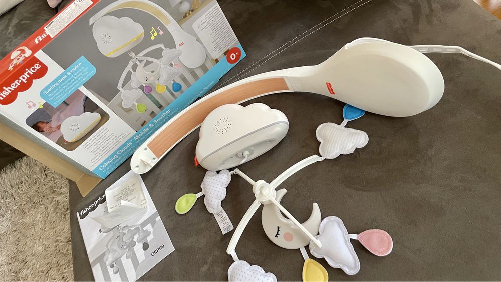 Fisher Price успокояваща преспивна музикална играчка лампа за бебе