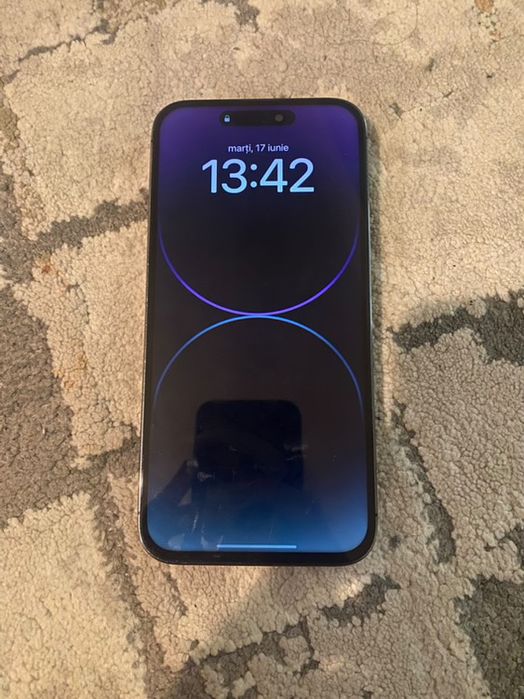 Iphone 14 pro max,256 gb(putin fisurat ecran)