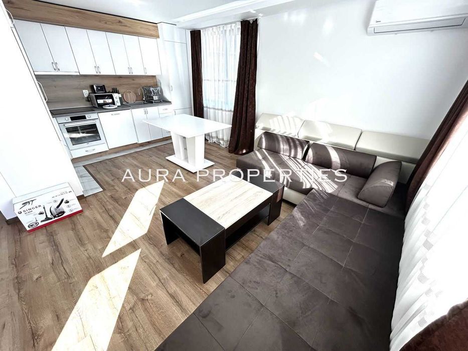 Продава се Тристаен апартамент в Разград, Житница - 90 кв.м за 9 €/кв.м - Снимка #2