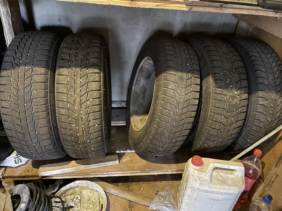 Прдается зимные шины 185/70/14