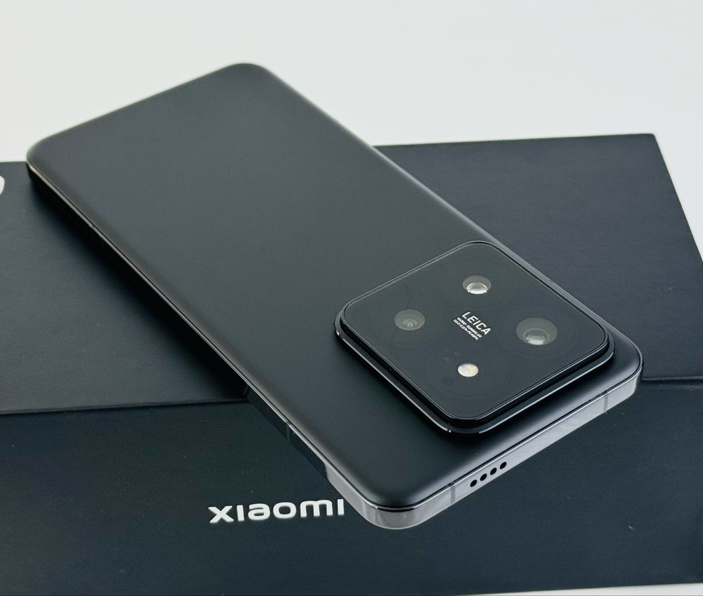 КАТО НОВ! Xiaomi 14 Pro 256GB 12RAM Black Гаранция!