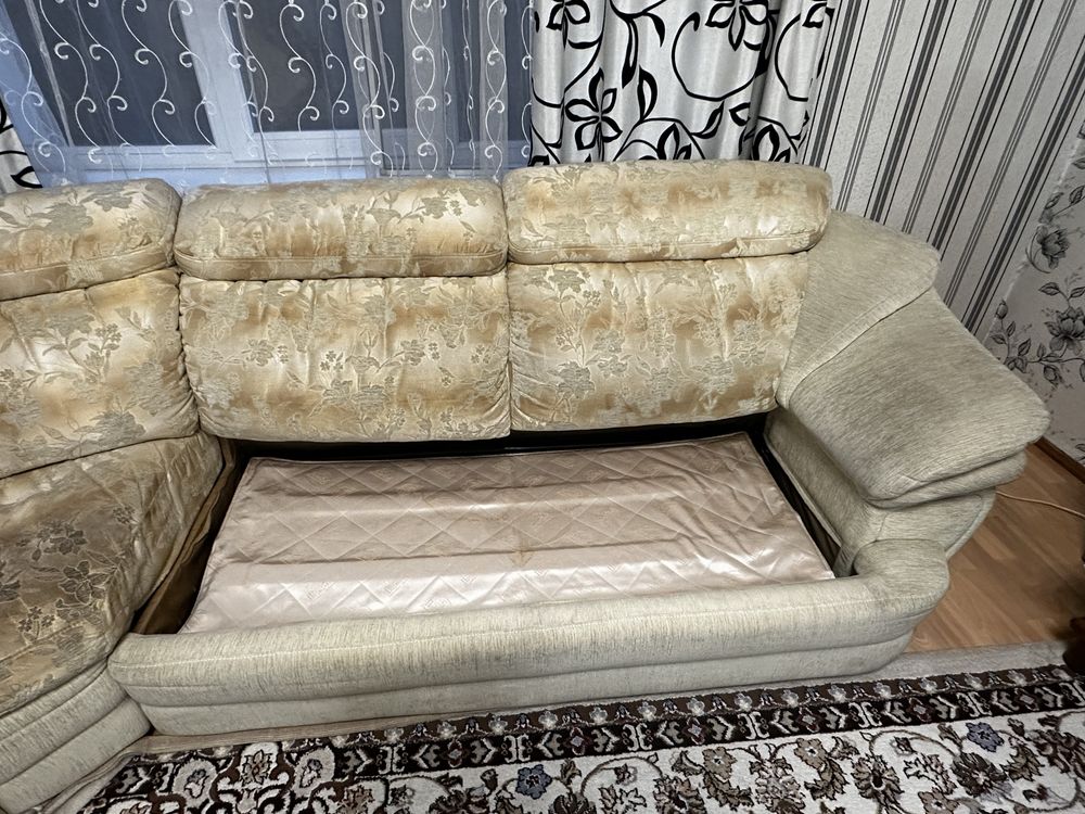 Угловой диван с креслом Белорусский