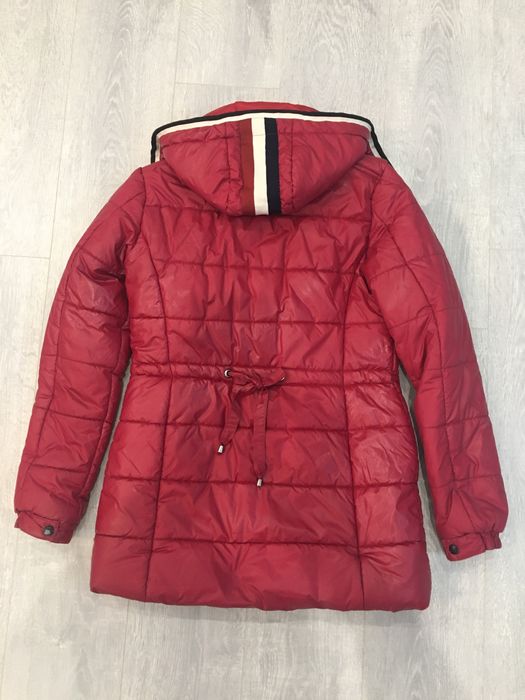 Дамско яке Монклер качулката се сваля