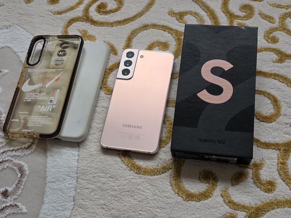 Продам Samsung S22 128 gb rose gold