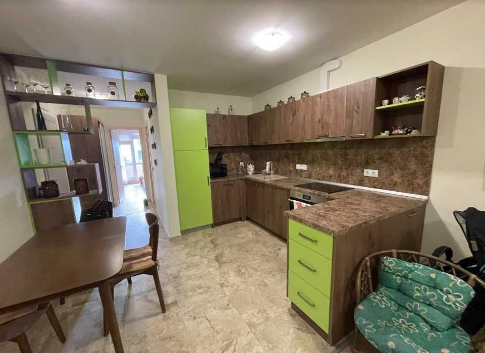 Дава се под наем Двустаен апартамент в Бургас, Сарафово - 70 кв.м за 178.5 € - Снимка #2