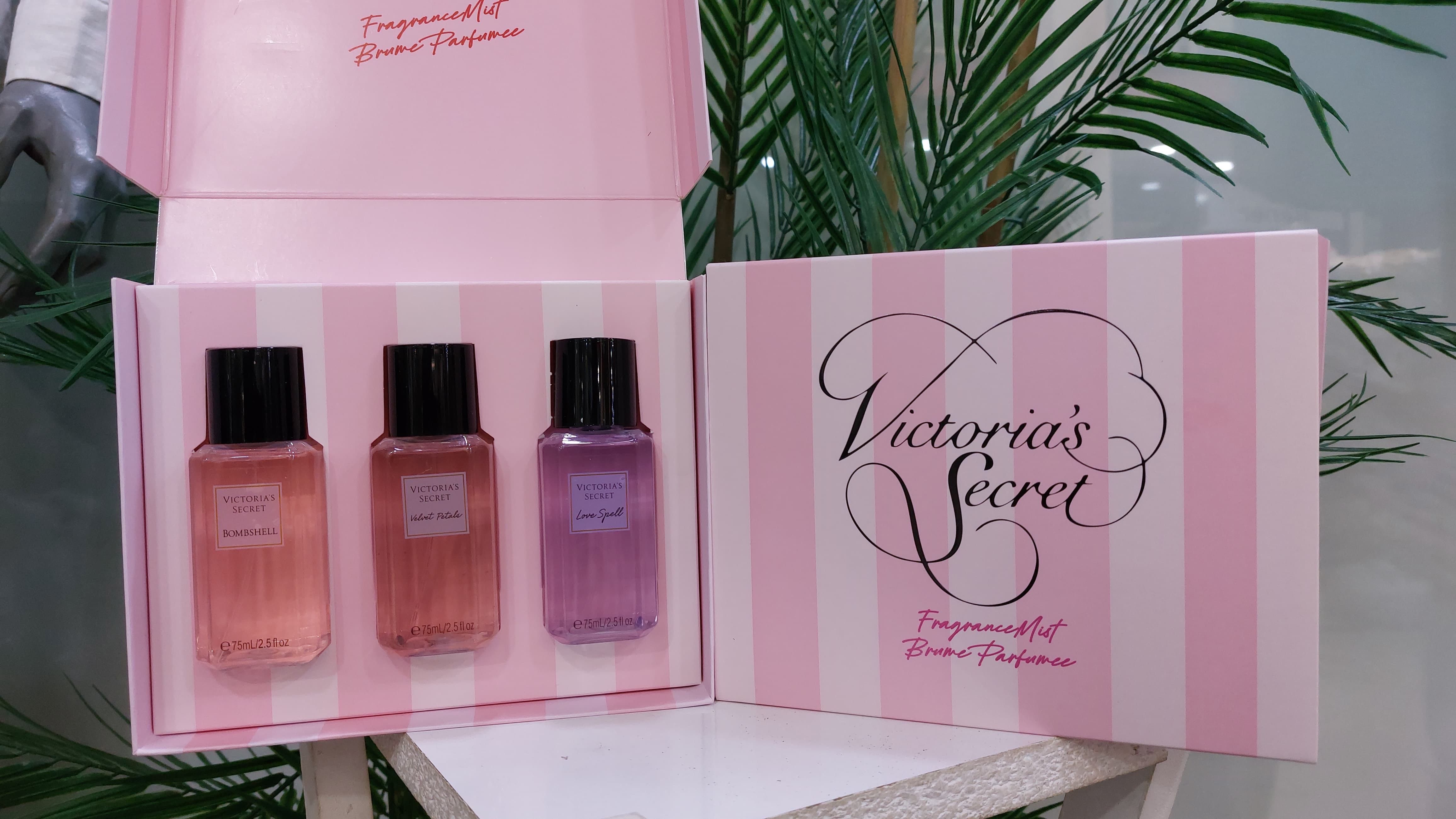 Victoria’s Secret travel set