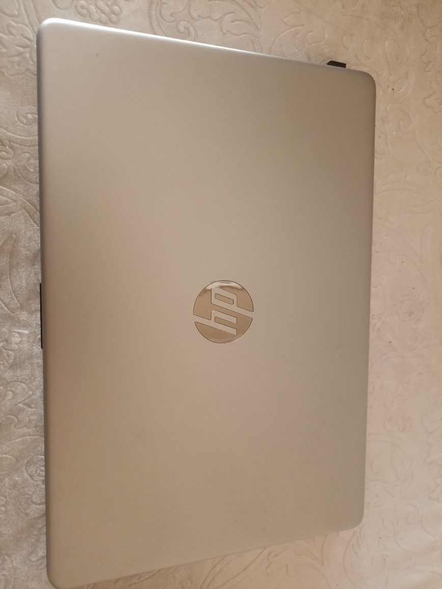 Hp notebook Ryzen 5