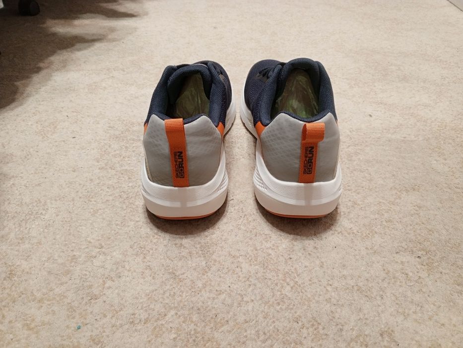 Новые Skechers, оригинал 43 и 46 размер