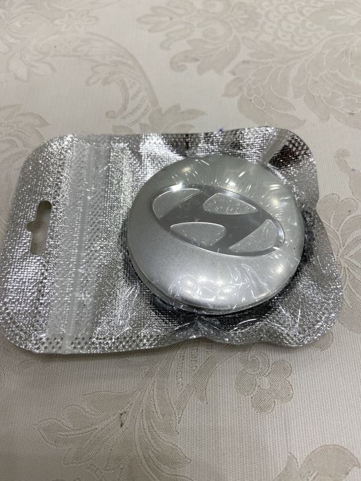 Наклейки на диски Hyundai