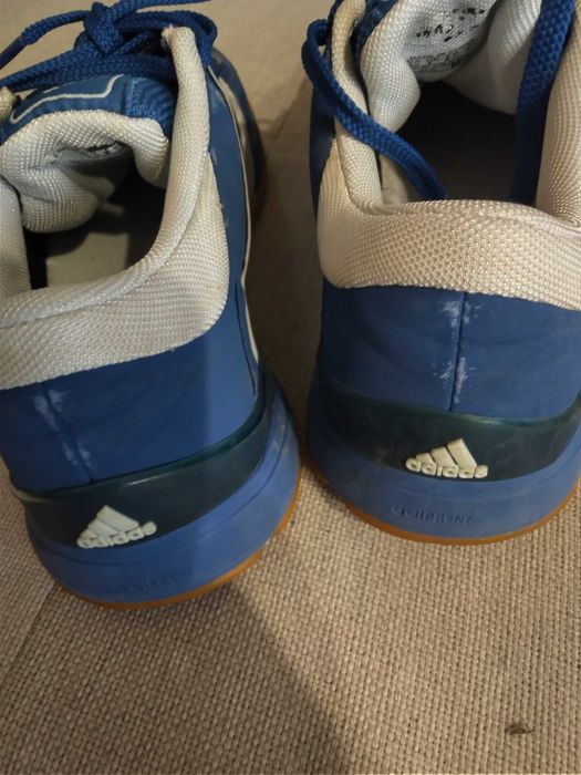 Детски.    Маратонки.  Запазени.   Adidas.   39N