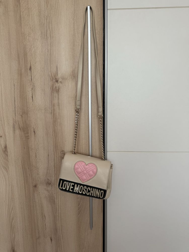 Малка чанта moschino