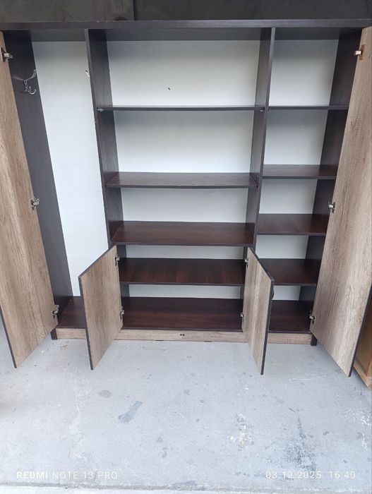 Продам шкаф стеллаж