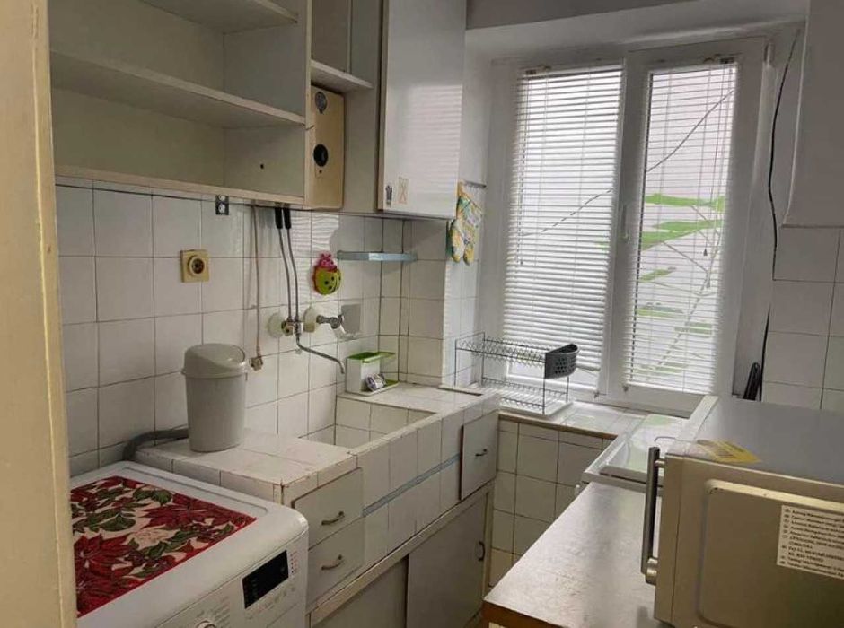 Дава се под наем Едностаен апартамент в Пловдив, Каменица 1 - 32 кв.м за 175 € - Снимка #2