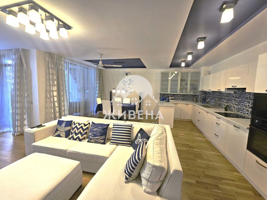 Продава обзаведен 3-стаен апартамент, к.к. Св.Св. Константин и Елена,