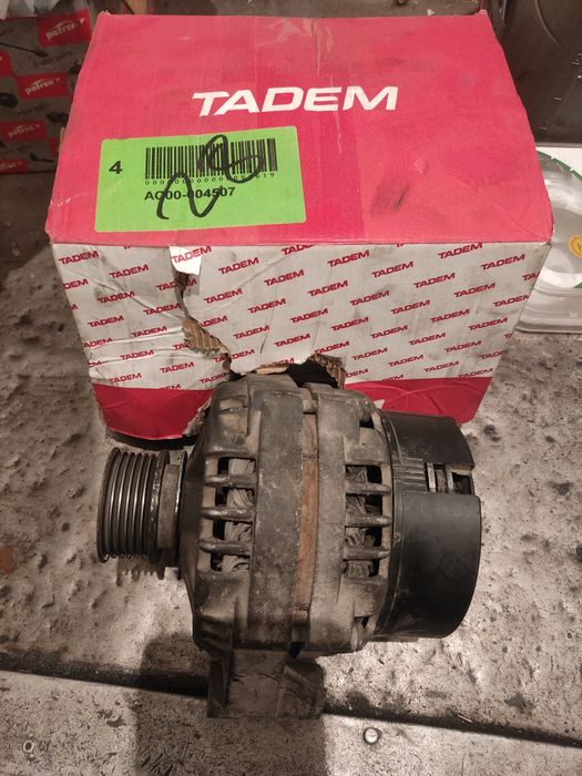 Продам генератор на ваз.