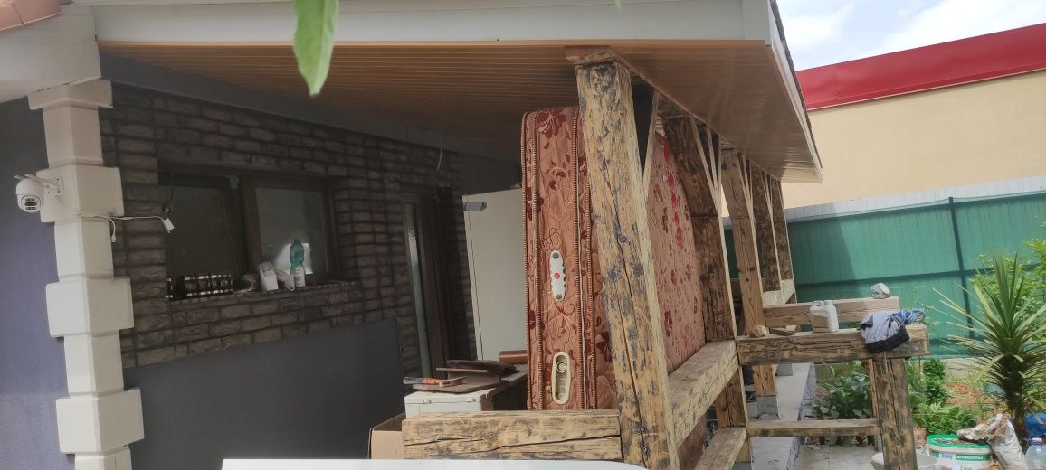 Vând sau schimb casa biharia
