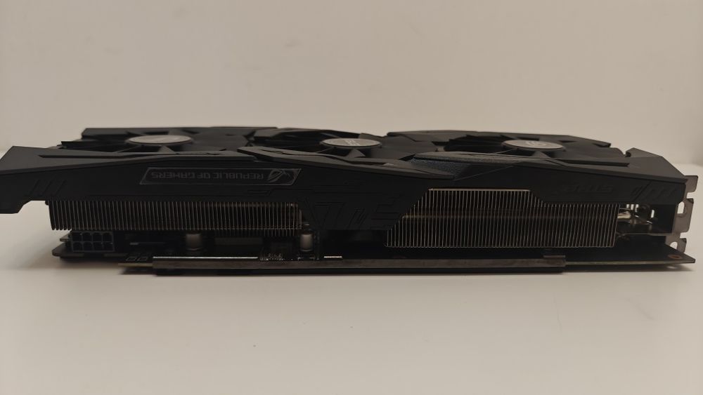 Vand Placa video ASUS ROG Radeon RX 580 STRIX 8GB