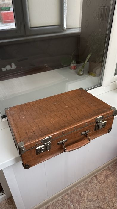 Продам рэтро чемодан
