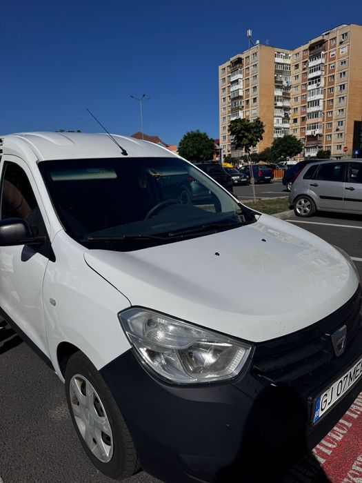 Schimb Dacia Dokker cu Nissan Qashqai sau Dacia Duster