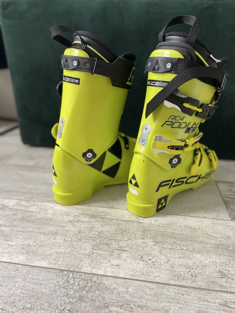 Clapari Fischer RC4 Podium ,Flex 110,Marime 41 1/3,26,5 cm