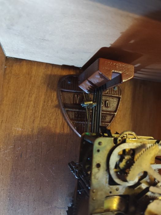 Ceas vintigi de perete cu pendul