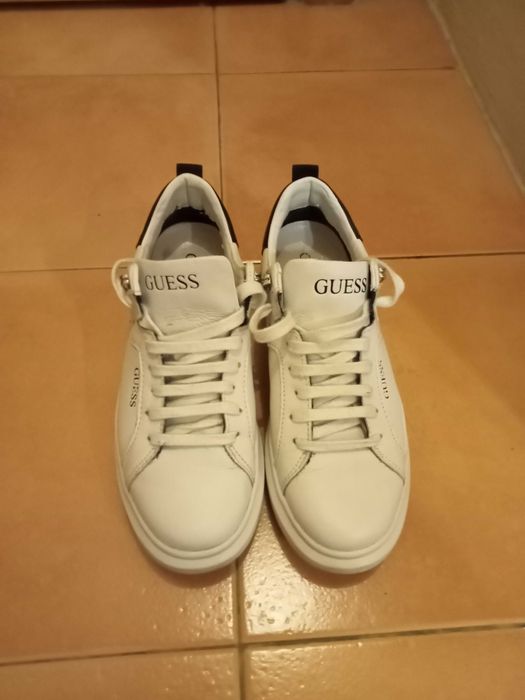 Pantofi sport,piele!