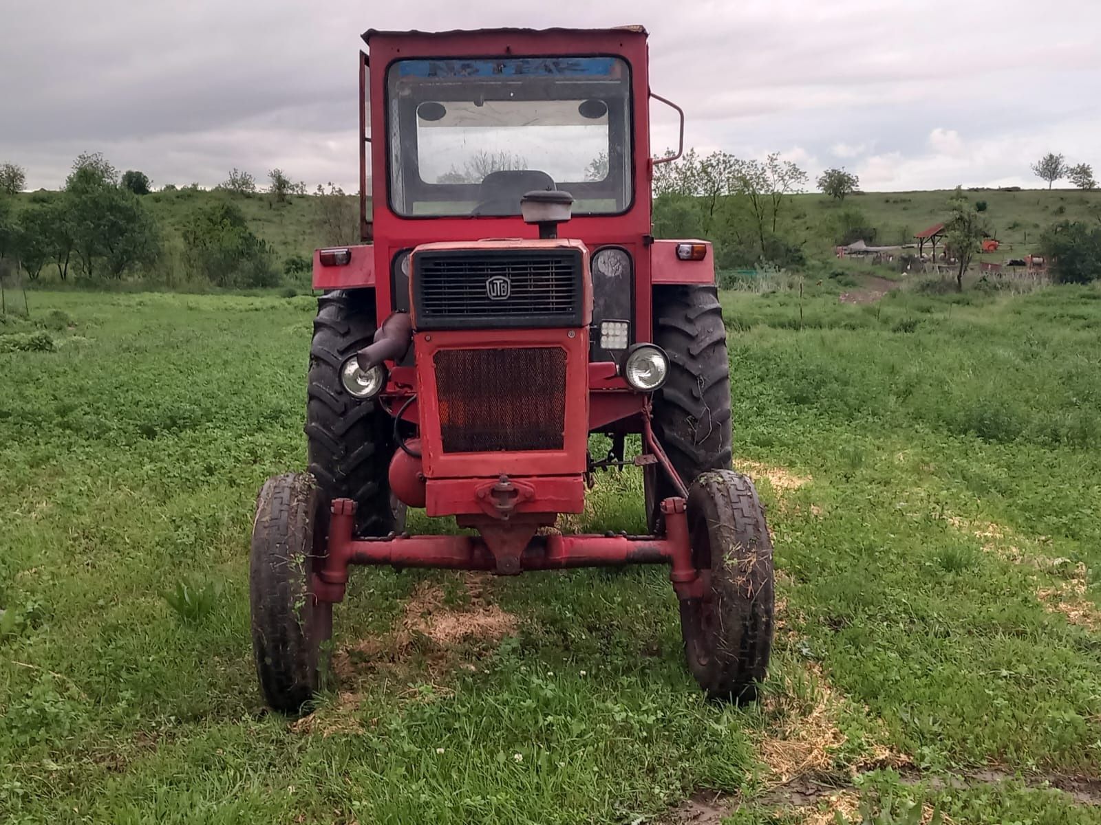 Tractor U650   .