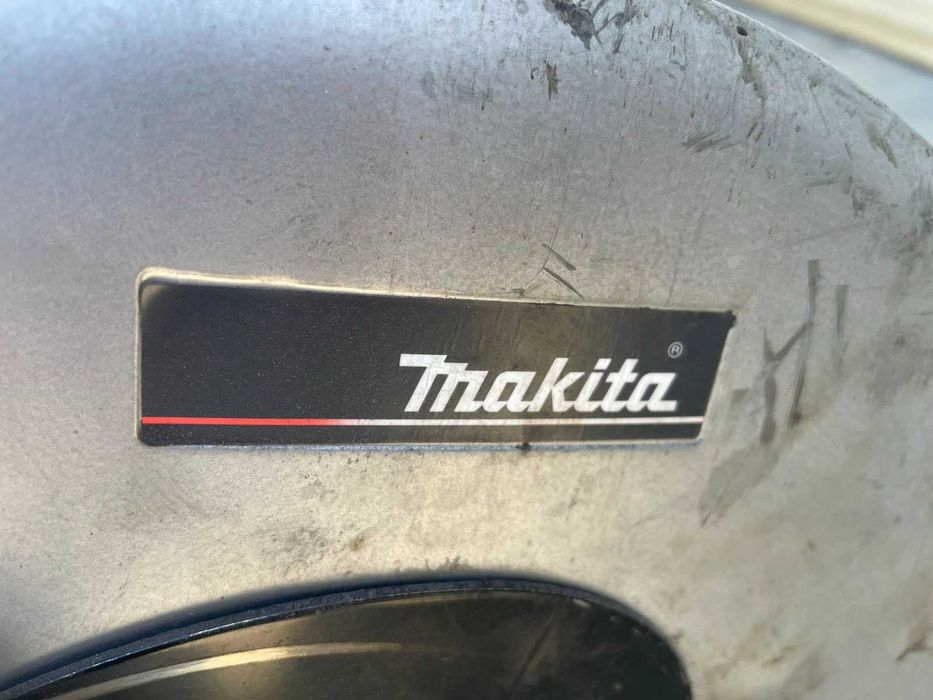 Настолен циркуляр за метал Makita