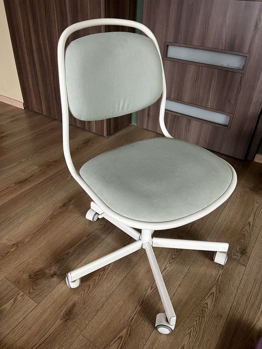 Ikea Orfjall стол за бюро