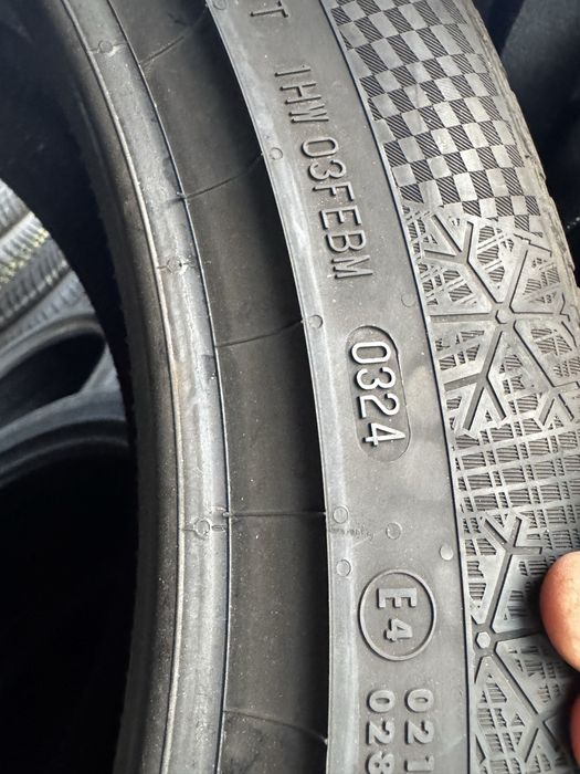 255 45 19 continental iarna m+s 2024