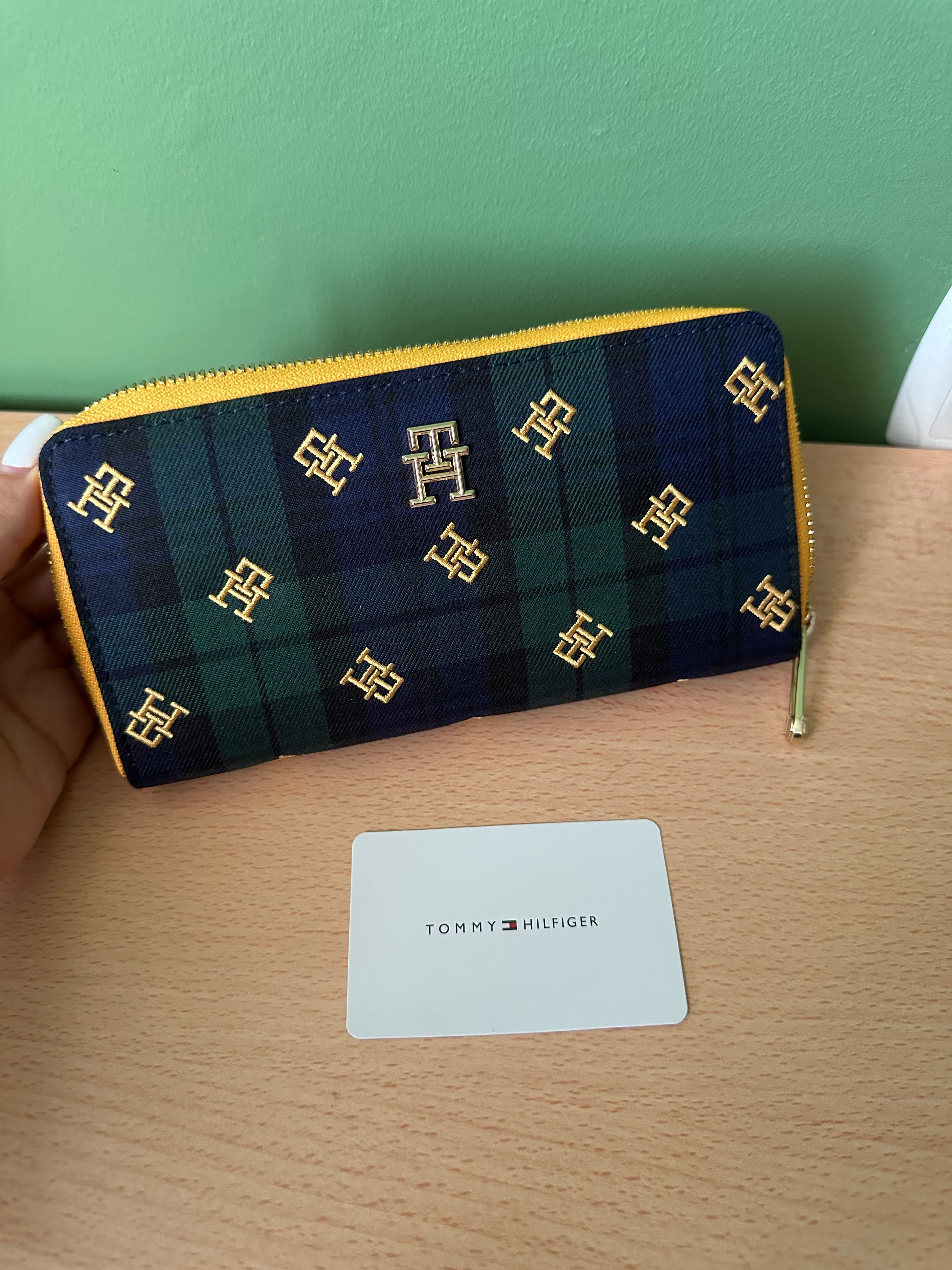 Guess и Tommy Hilfiger портмоне